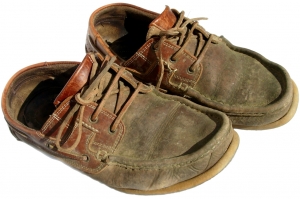 Old Shoes galt traffic online